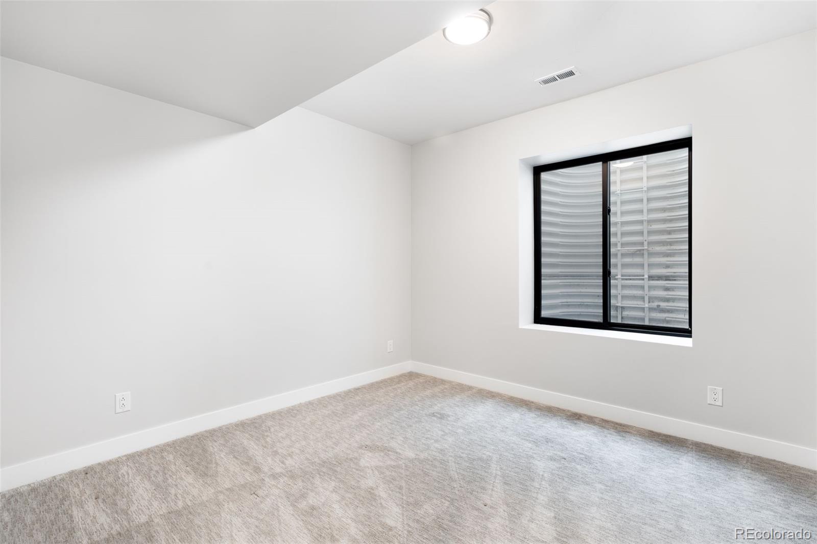 MLS Image #32 for 4121  yates street,denver, Colorado