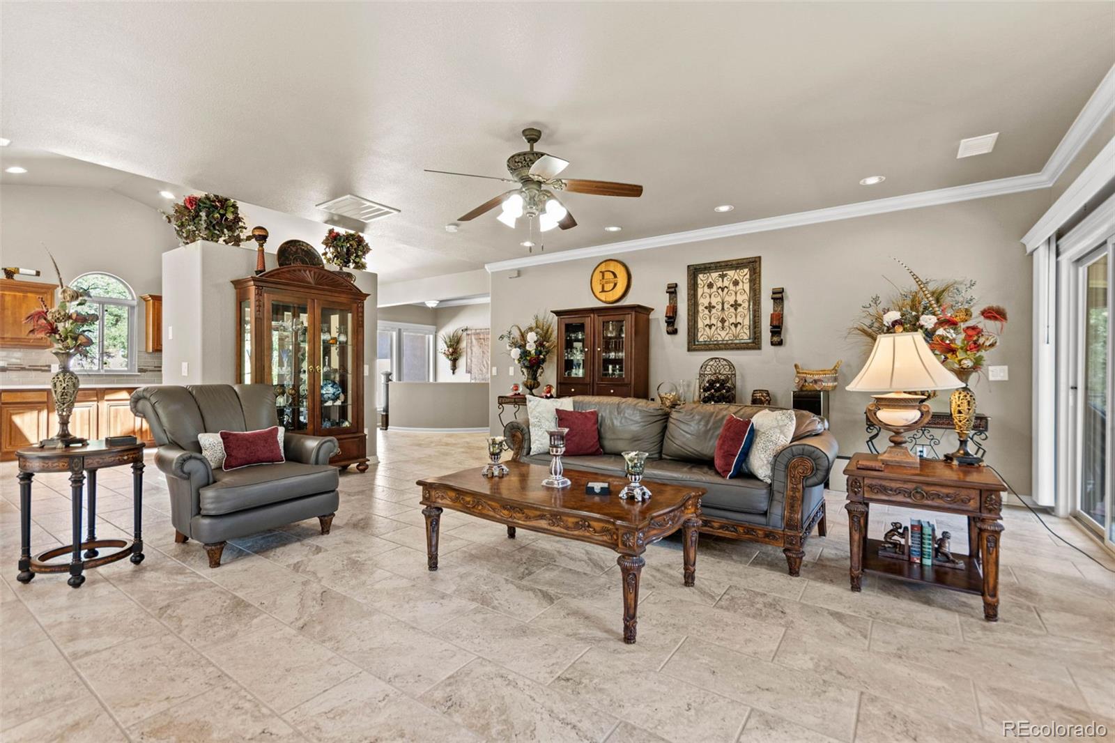 MLS Image #13 for 7524  engineers court,larkspur, Colorado