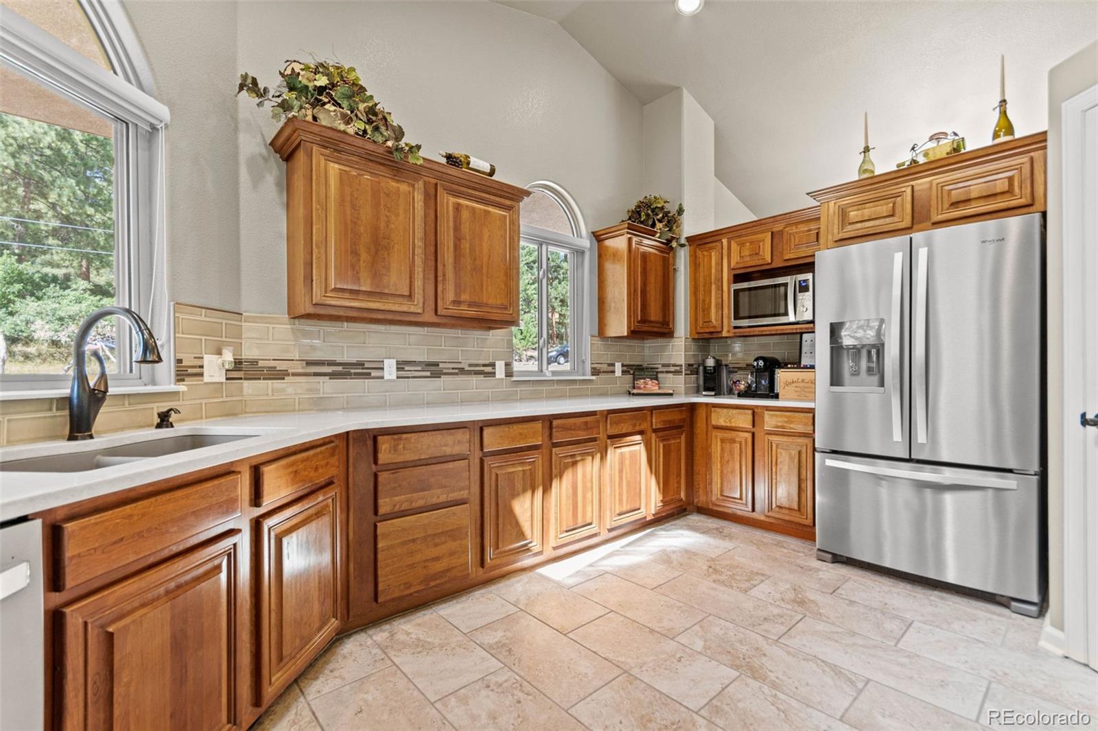 MLS Image #7 for 7524  engineers court,larkspur, Colorado
