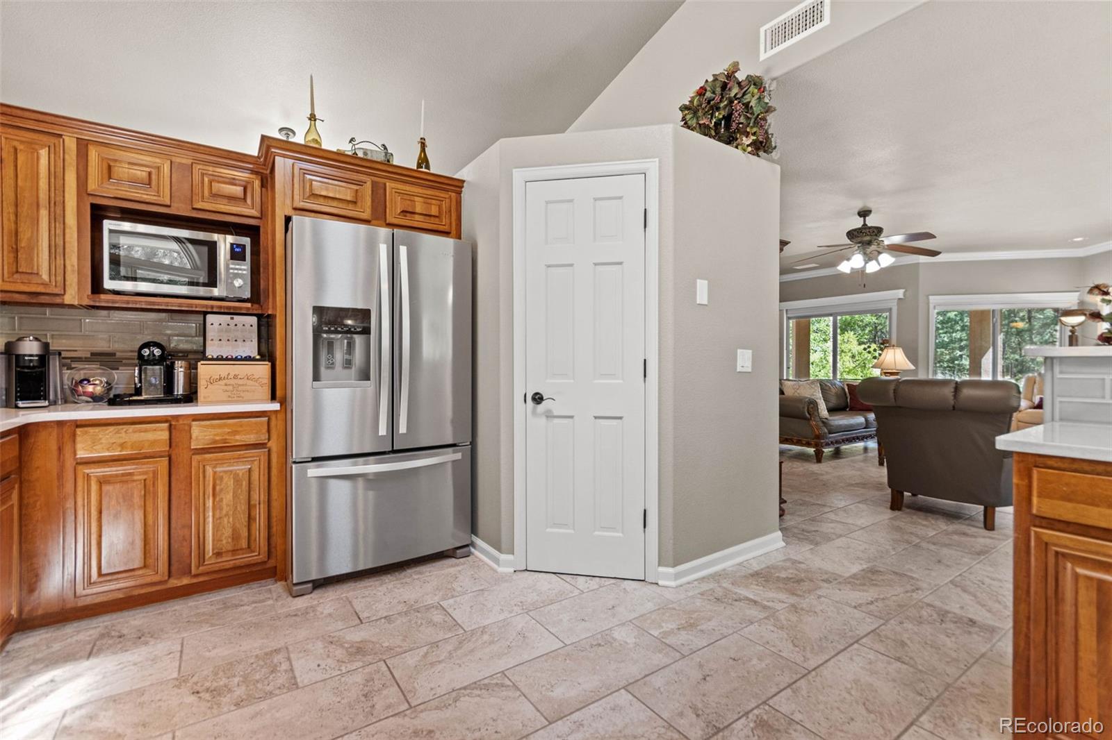 MLS Image #8 for 7524  engineers court,larkspur, Colorado