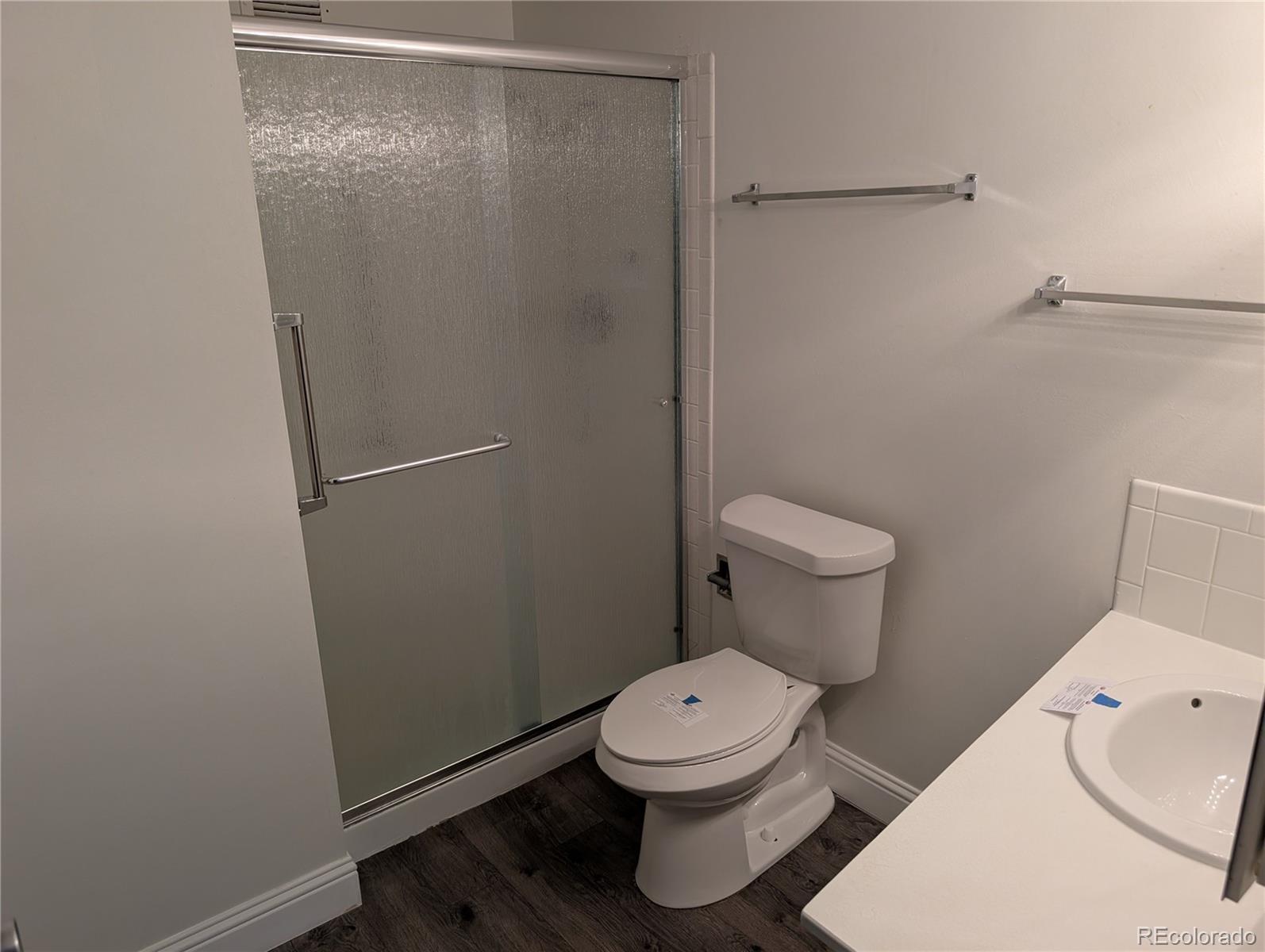 MLS Image #9 for 580 s clinton street,denver, Colorado
