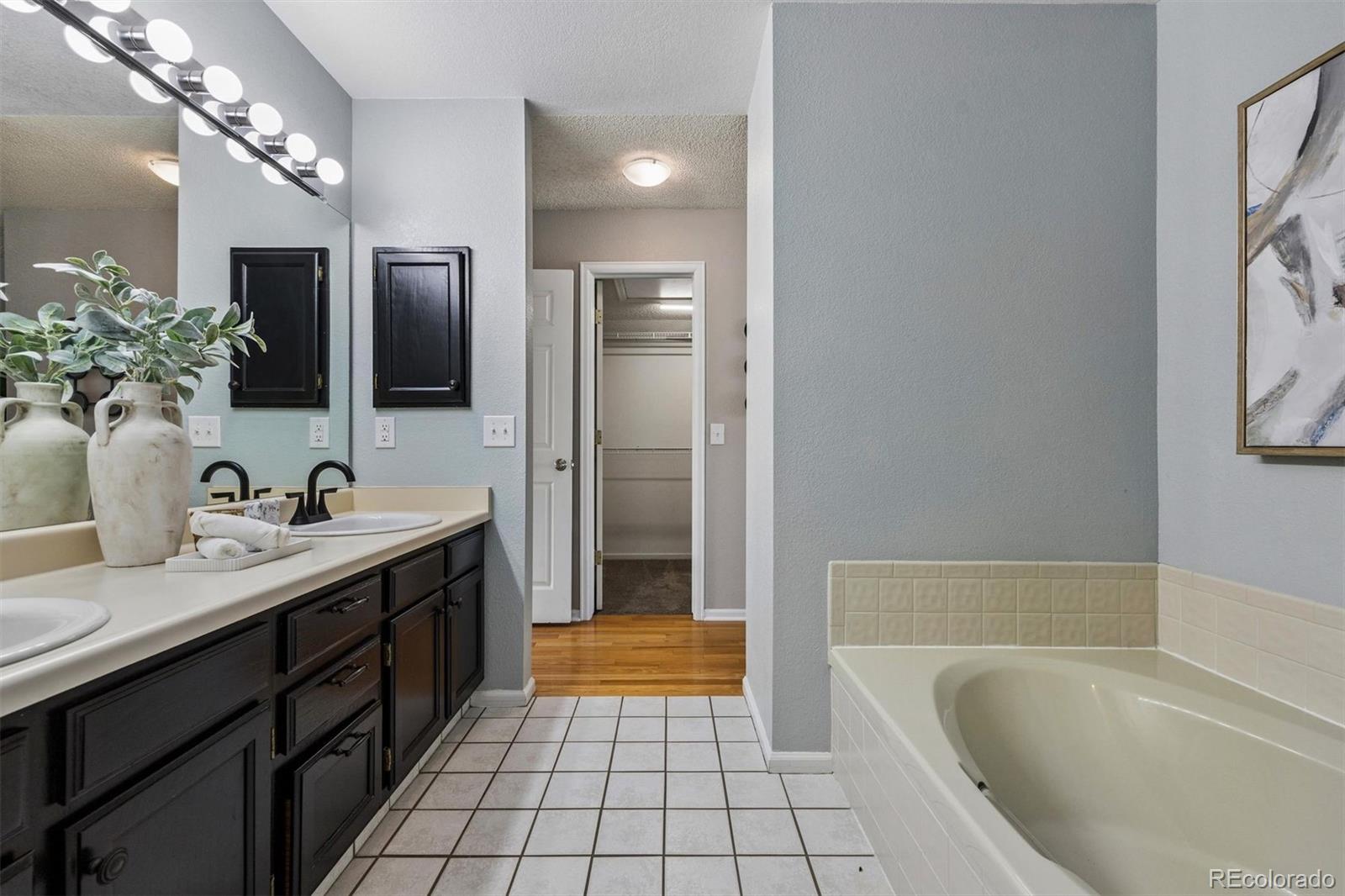 MLS Image #23 for 2003 s xenia way ,denver, Colorado
