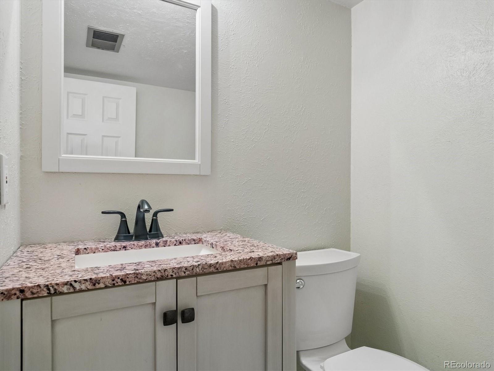 MLS Image #13 for 8882 w arbor avenue,littleton, Colorado