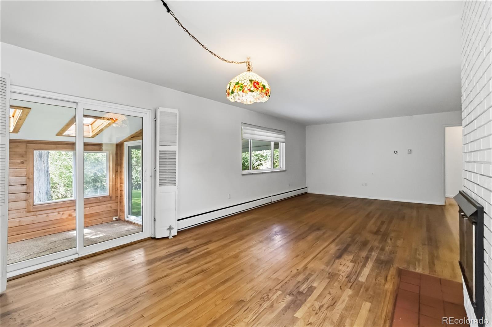 MLS Image #9 for 2615 s jasmine street,denver, Colorado
