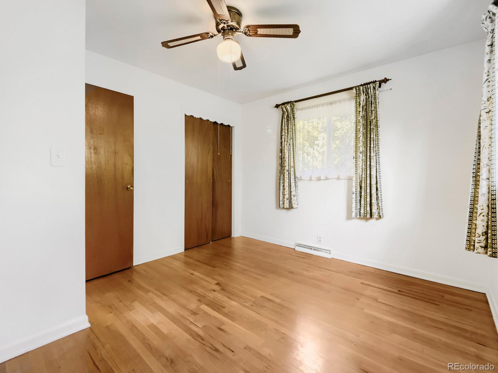 MLS Image #10 for 3366 w grand avenue,englewood, Colorado