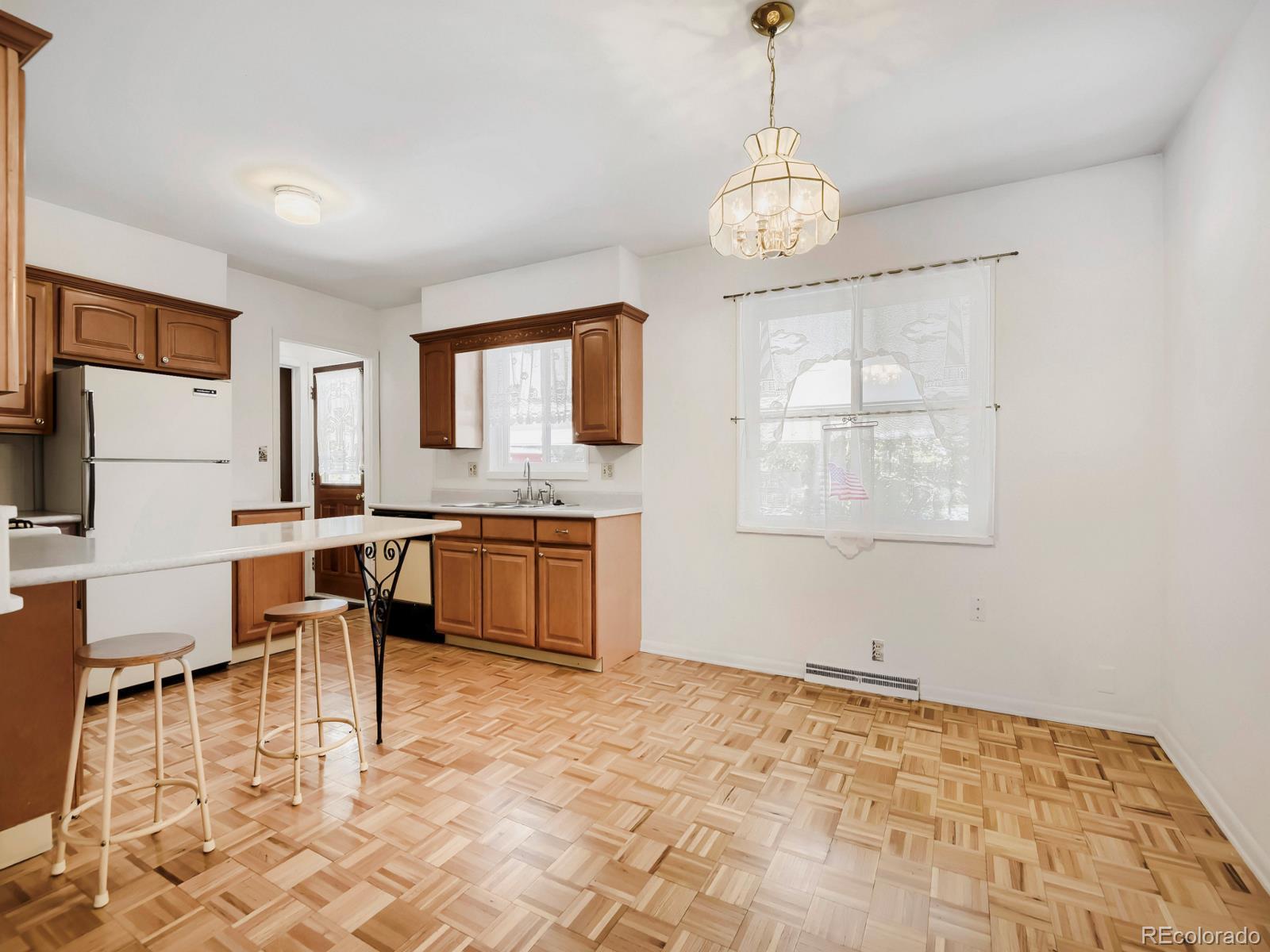 MLS Image #5 for 3366 w grand avenue,englewood, Colorado