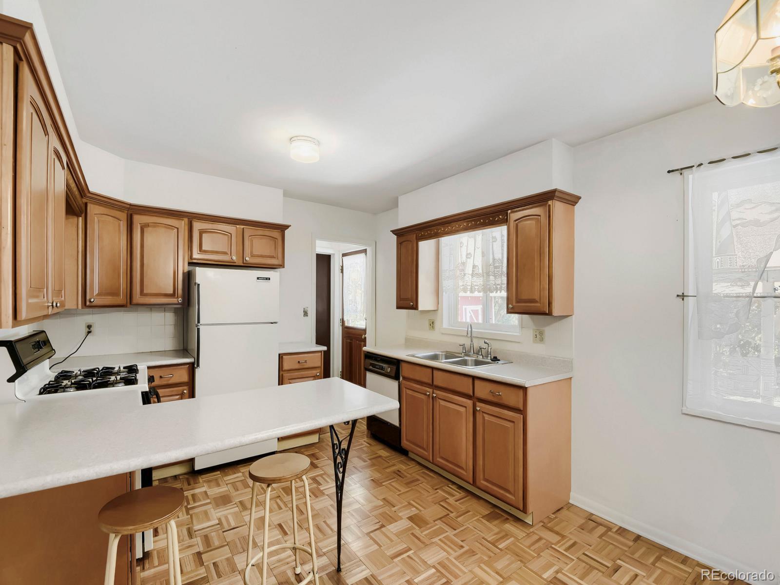 MLS Image #6 for 3366 w grand avenue,englewood, Colorado