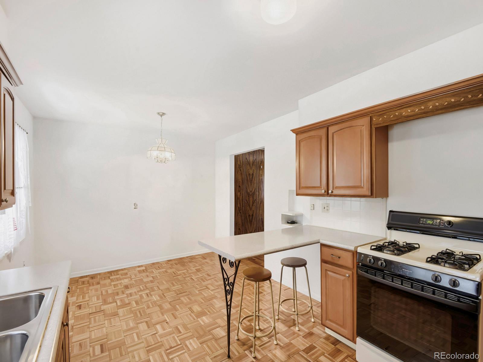 MLS Image #8 for 3366 w grand avenue,englewood, Colorado