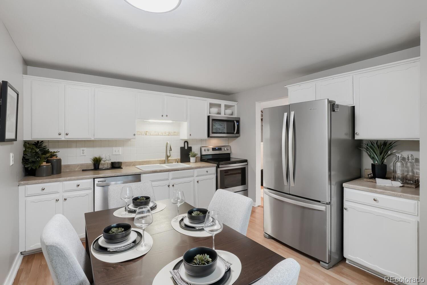 MLS Image #8 for 3047 s alton court,denver, Colorado
