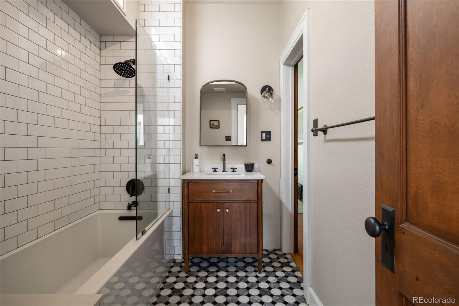 MLS Image #16 for 475 n washington street,denver, Colorado