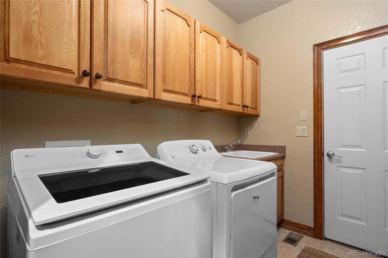 MLS Image #20 for 13544 w 86th drive,arvada, Colorado