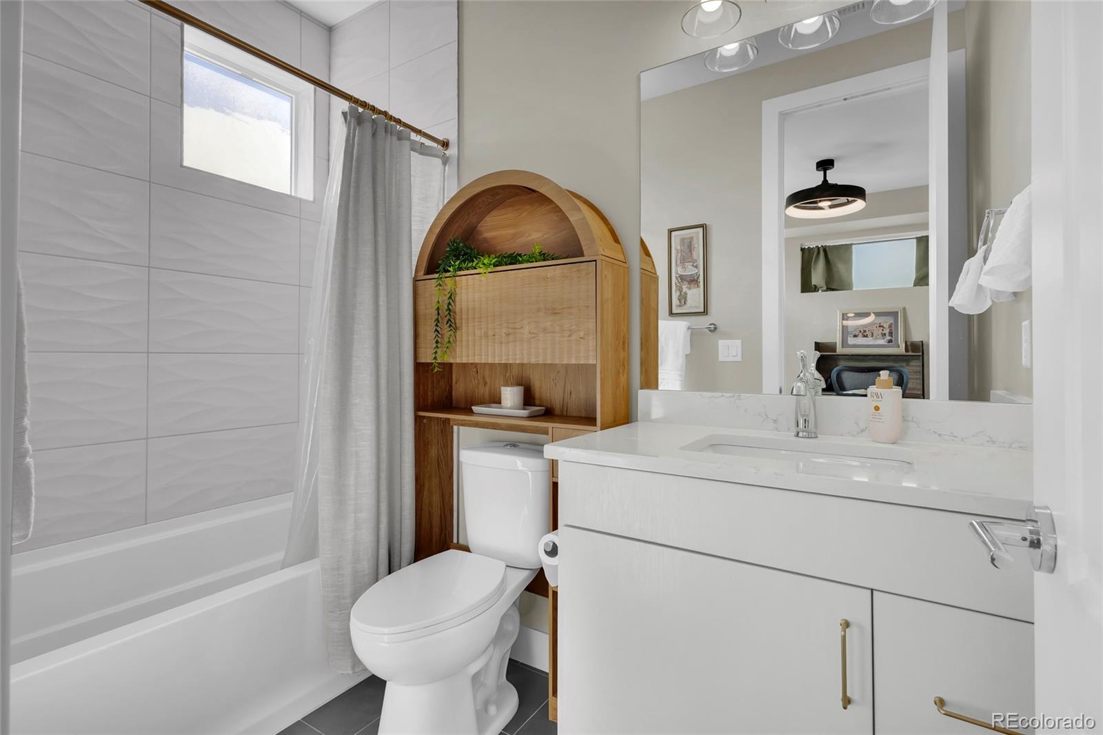 MLS Image #12 for 1263  stuart street,denver, Colorado