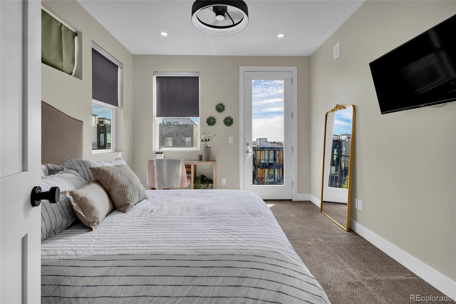 MLS Image #14 for 1263  stuart street,denver, Colorado