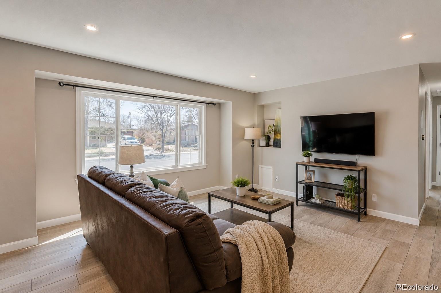 MLS Image #3 for 6733 s ash way,littleton, Colorado