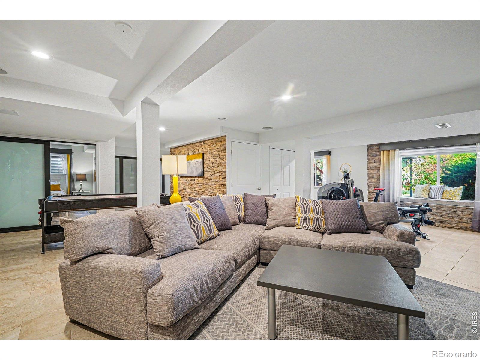 MLS Image #27 for 9690 s dover way,littleton, Colorado