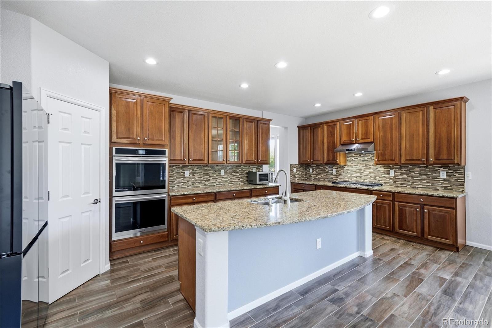 MLS Image #6 for 10696  nucla street,commerce city, Colorado