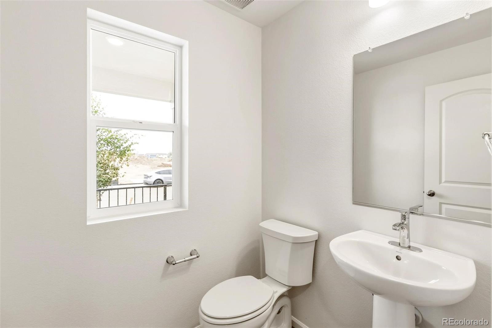 MLS Image #19 for 47358  bluebell avenue,bennett, Colorado