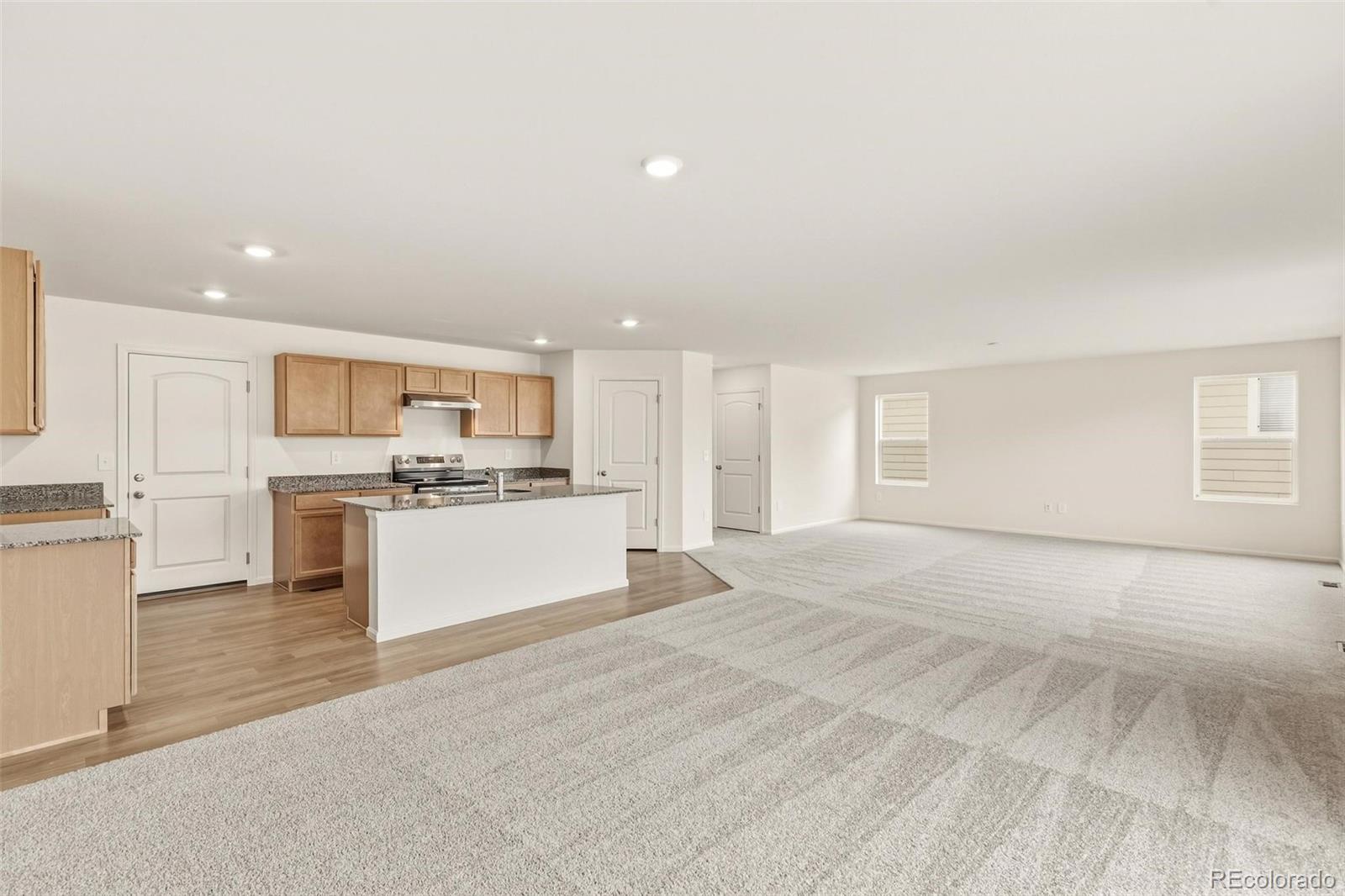 MLS Image #5 for 47358  bluebell avenue,bennett, Colorado