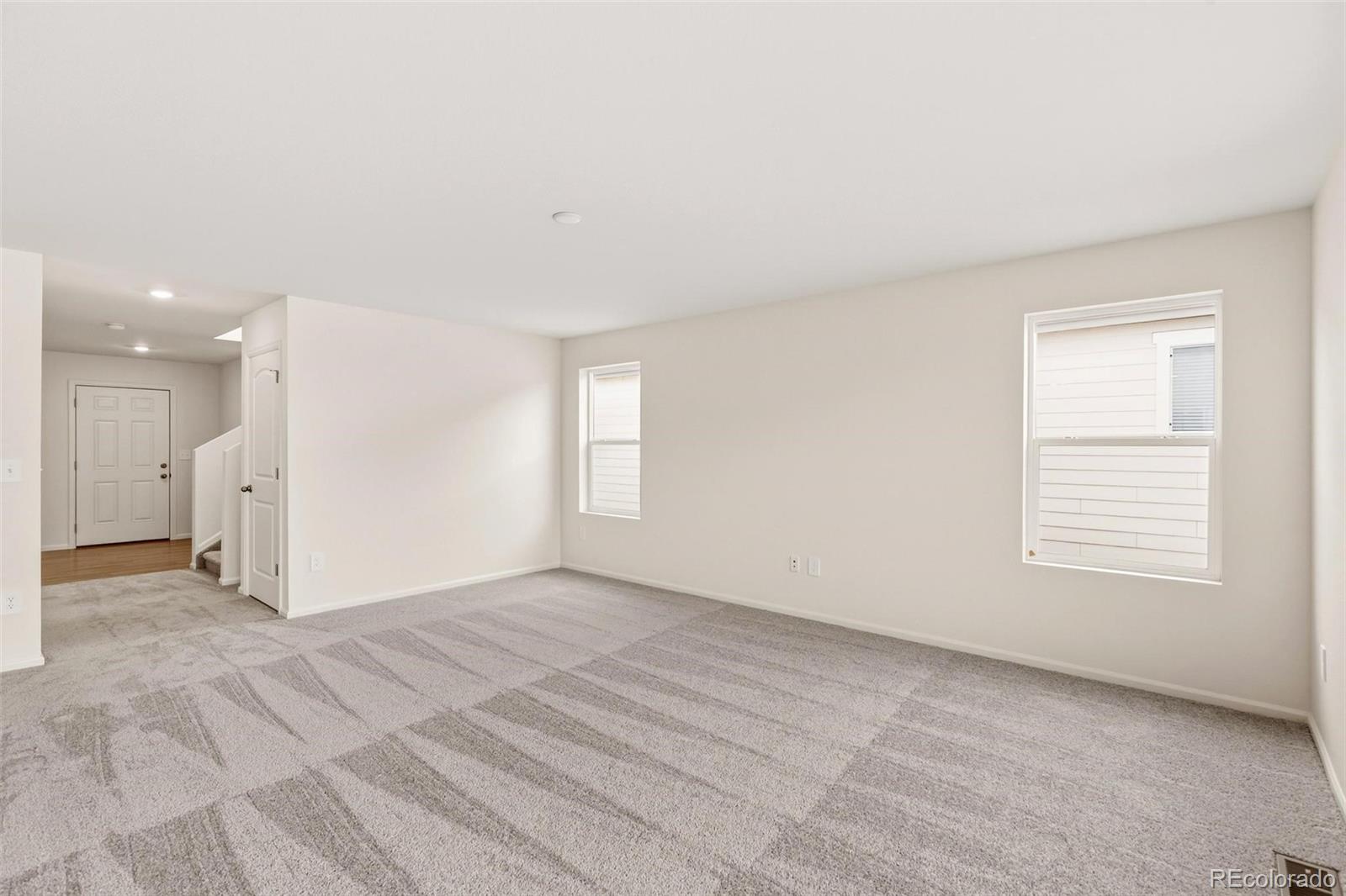 MLS Image #8 for 47358  bluebell avenue,bennett, Colorado