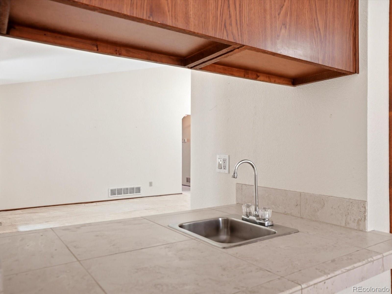 MLS Image #12 for 15102 e bellewood drive,aurora, Colorado