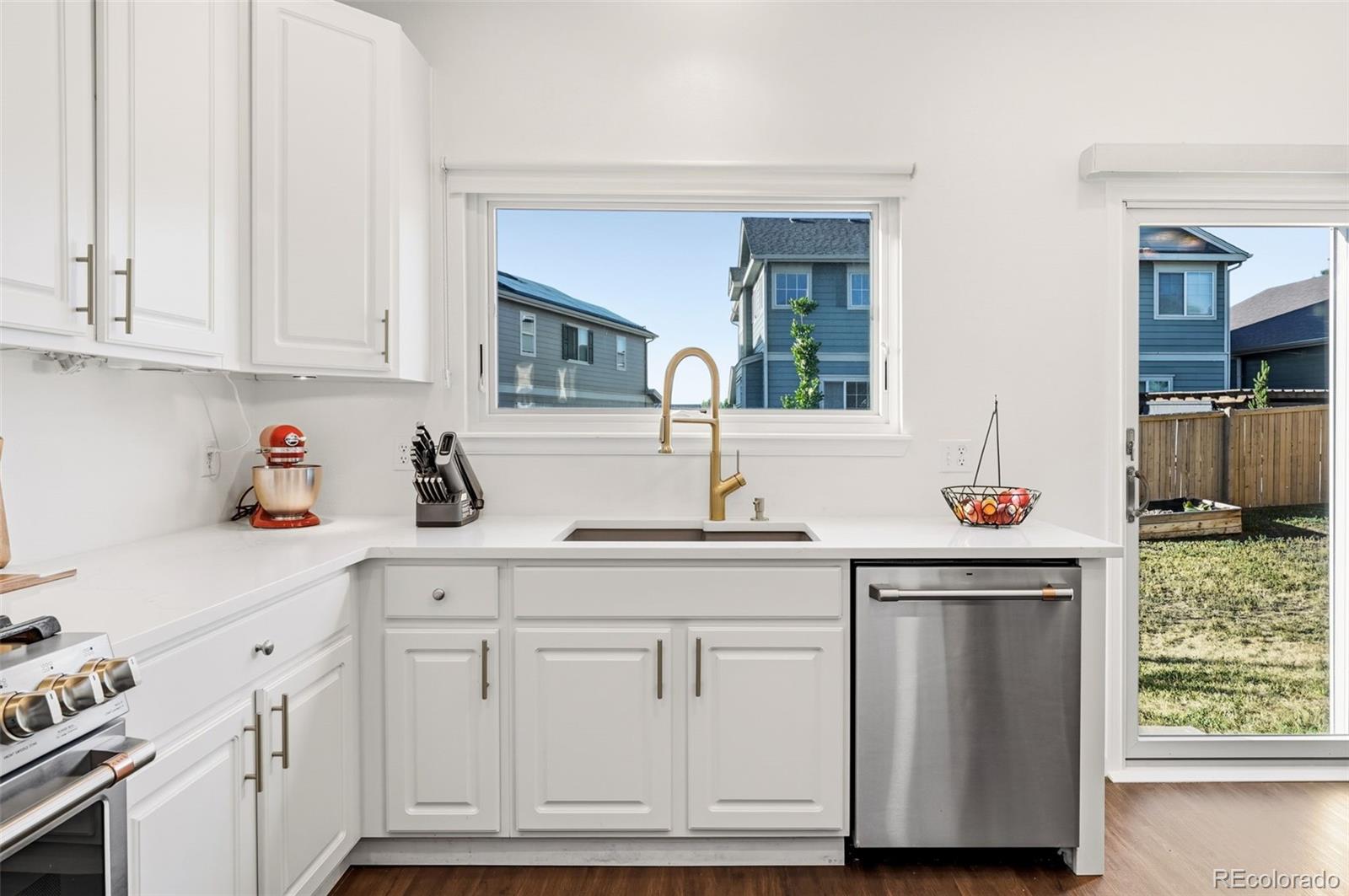 MLS Image #12 for 22079 e belleview place,aurora, Colorado