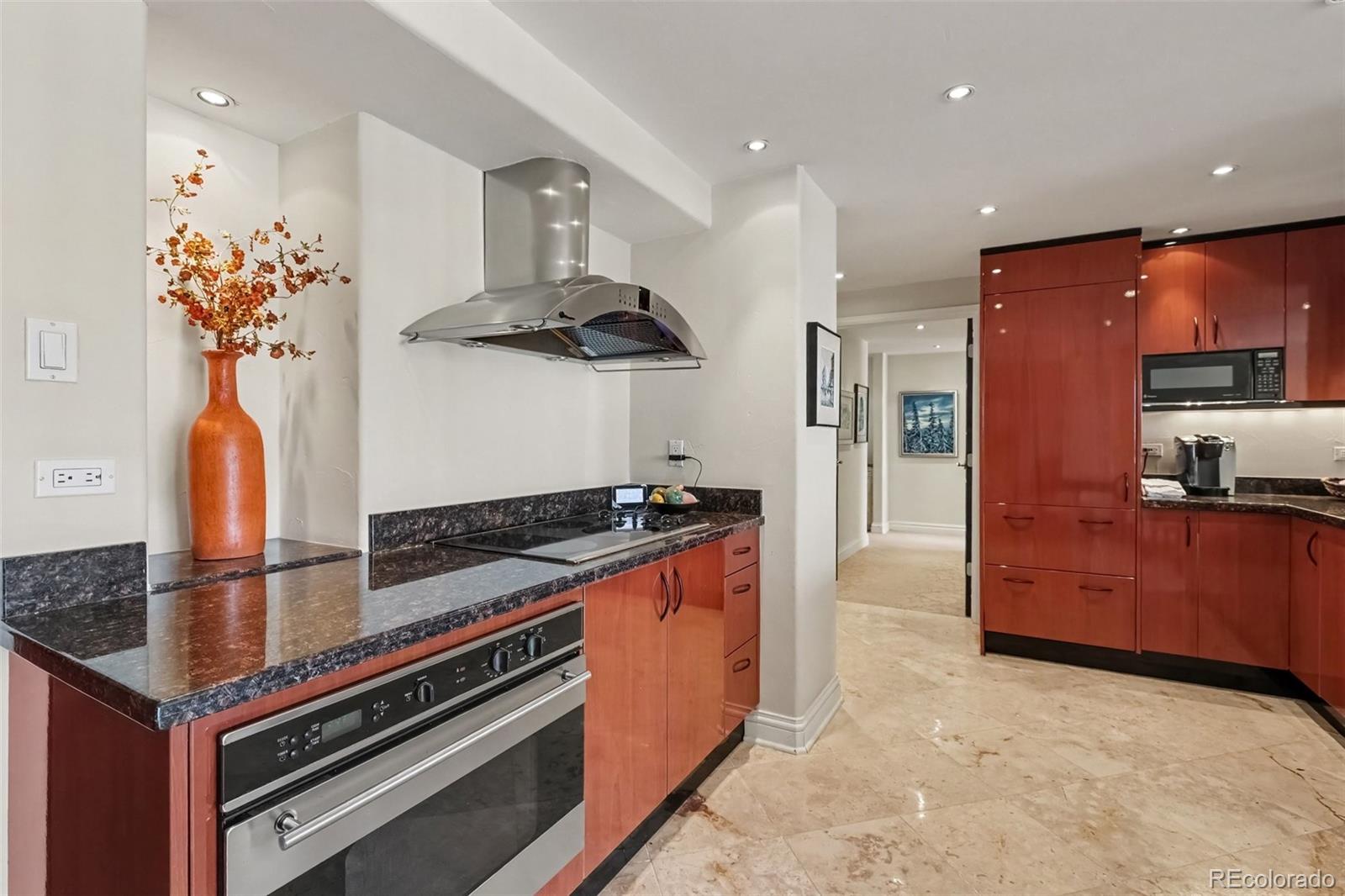 MLS Image #10 for 1020  15th street,denver, Colorado