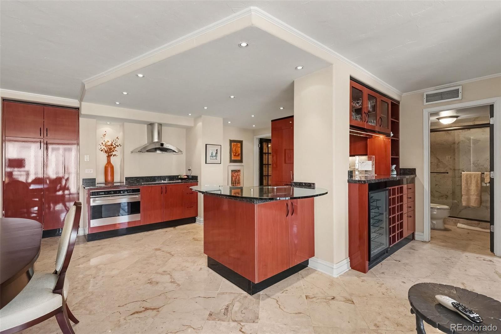 MLS Image #11 for 1020  15th street,denver, Colorado