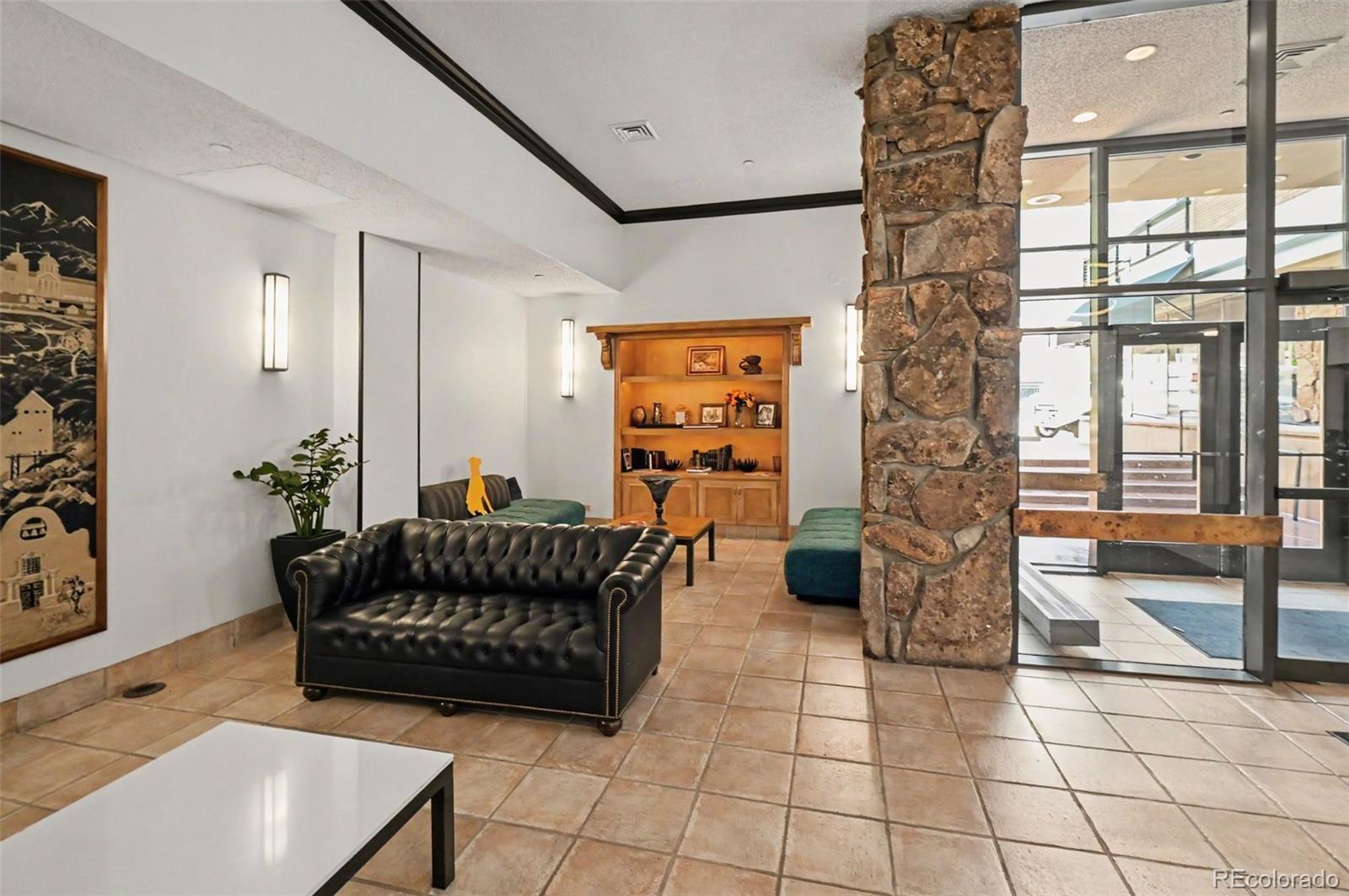 MLS Image #34 for 1020  15th street,denver, Colorado