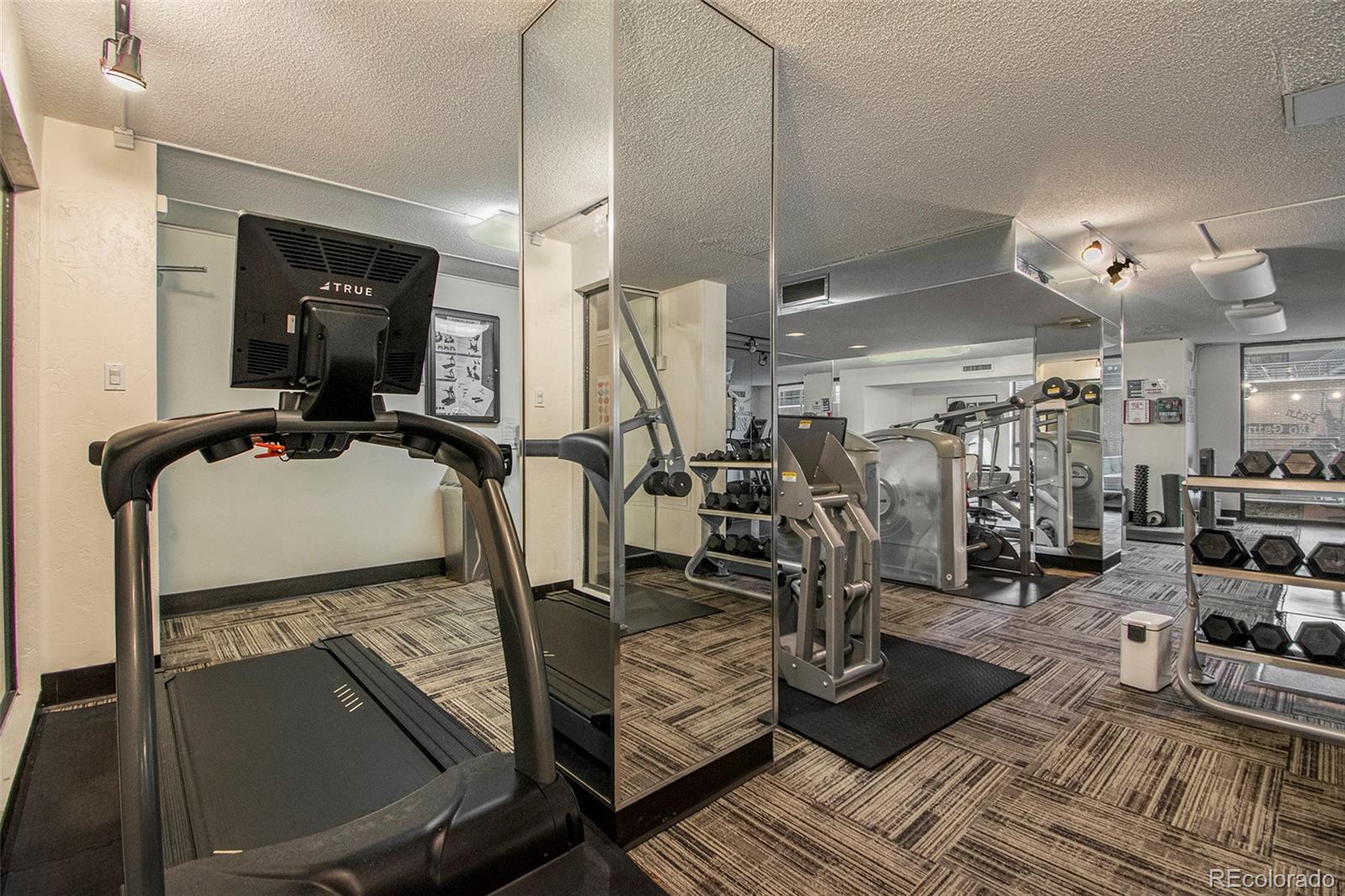 MLS Image #46 for 1020  15th street,denver, Colorado