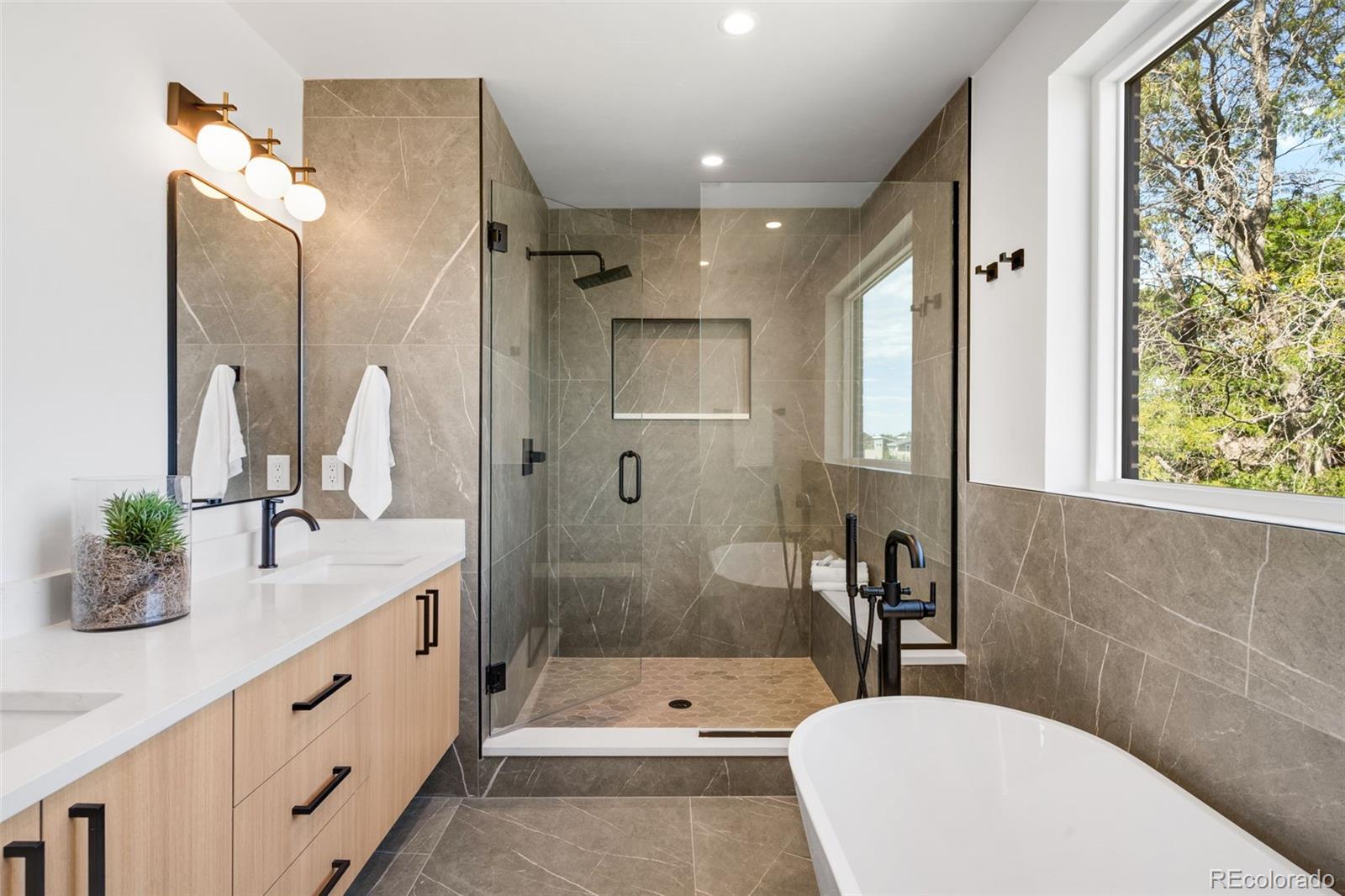 MLS Image #11 for 1301  raleigh street,denver, Colorado
