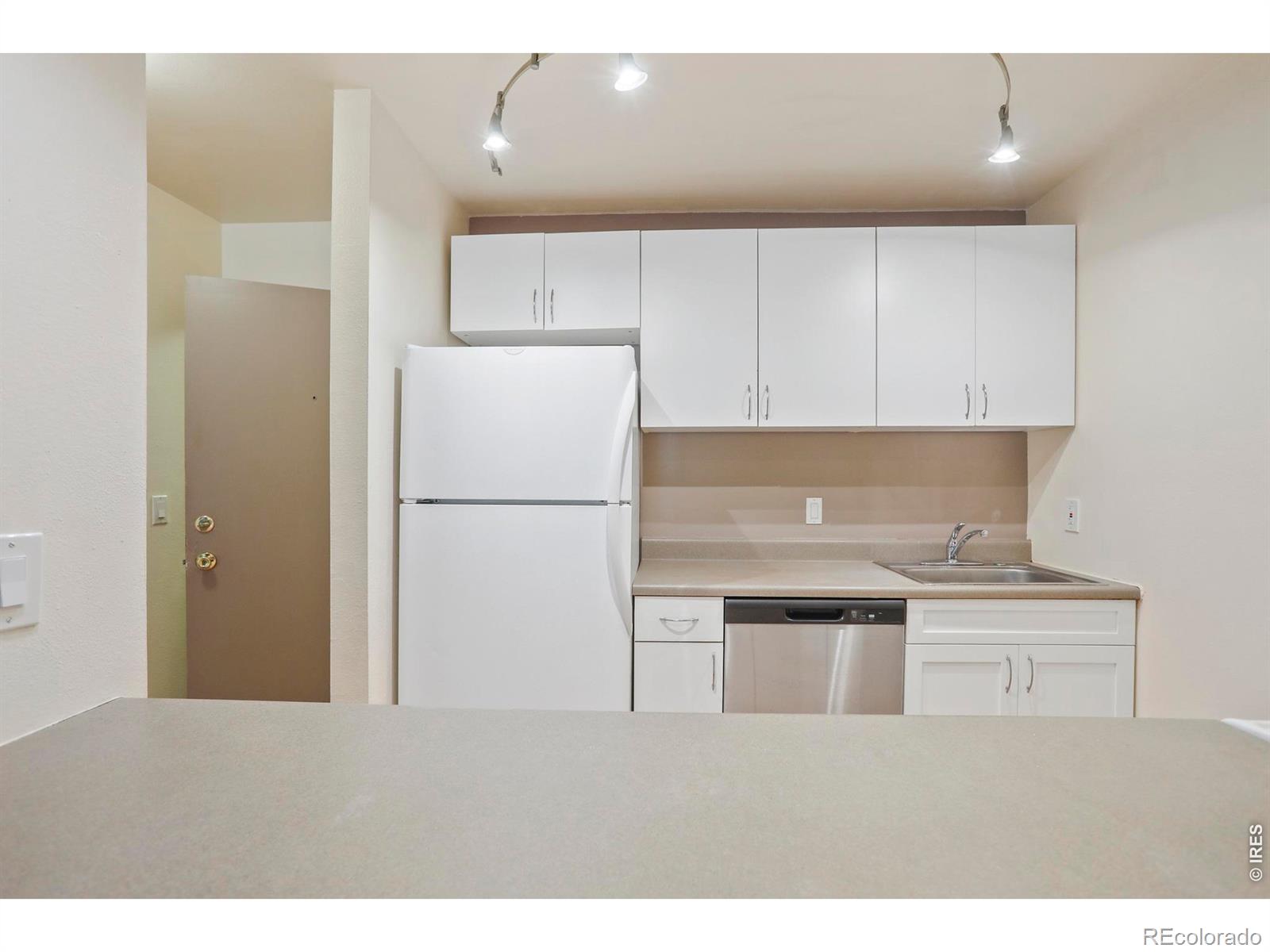 MLS Image #14 for 2707  valmont road,boulder, Colorado