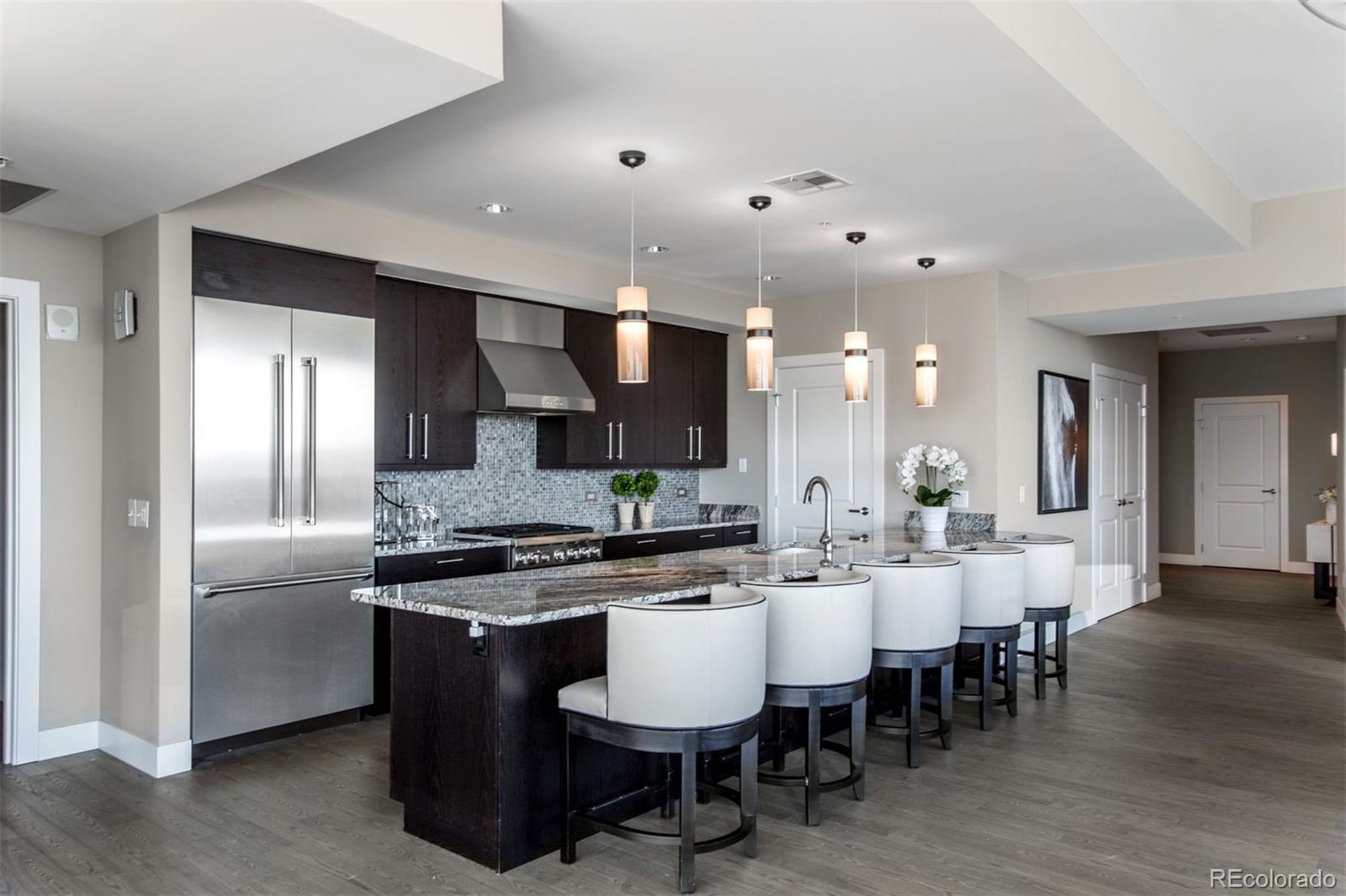MLS Image #17 for 2001  lincoln street,denver, Colorado