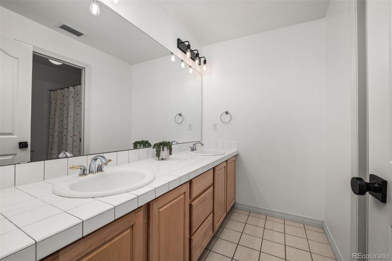 MLS Image #33 for 6293 w gould drive,littleton, Colorado