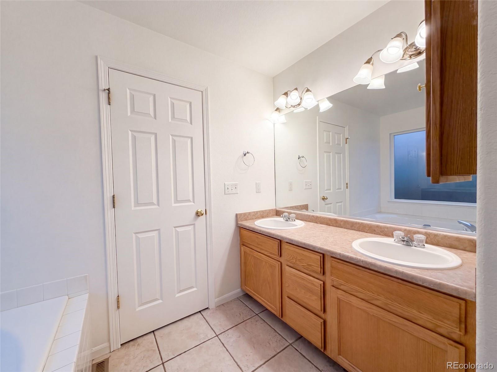 MLS Image #24 for 1814  chesapeake circle,johnstown, Colorado