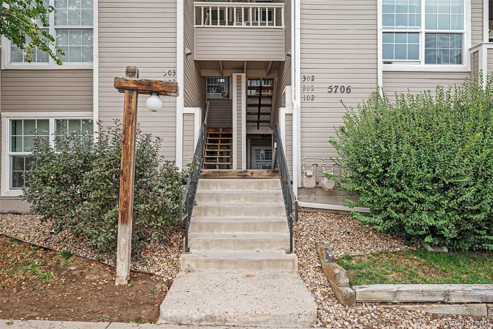 MLS Image #2 for 5706 w asbury place,lakewood, Colorado