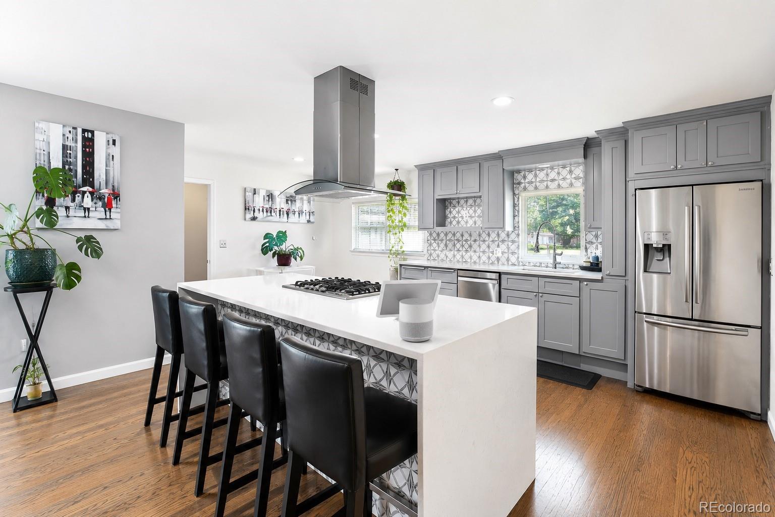 MLS Image #10 for 205 s tucson circle,aurora, Colorado