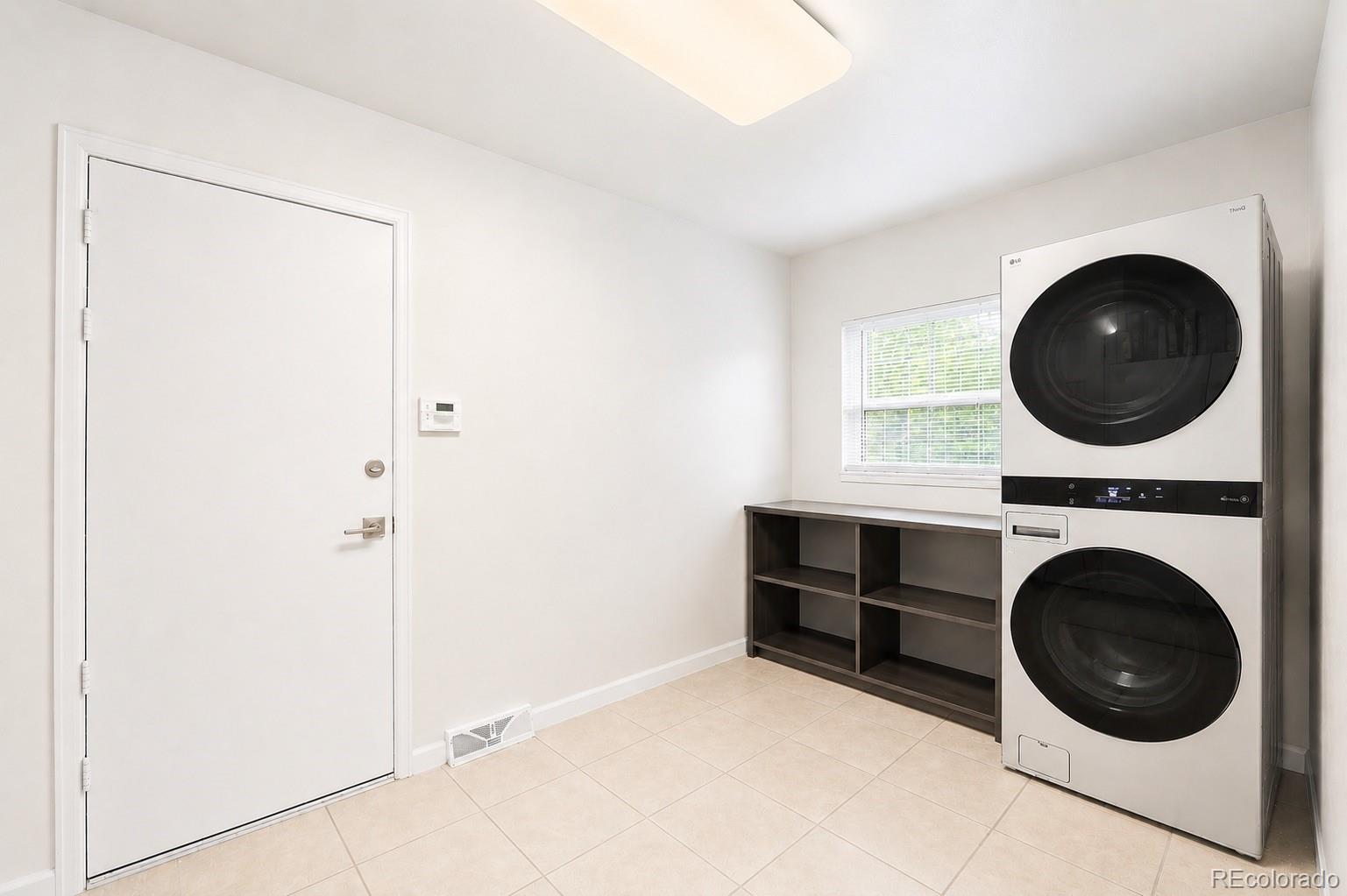 MLS Image #23 for 205 s tucson circle,aurora, Colorado