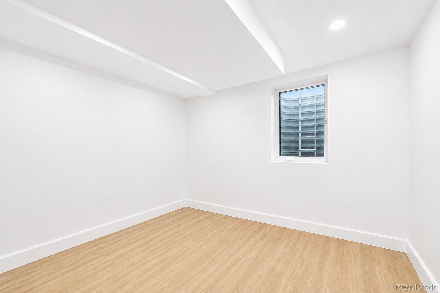 MLS Image #28 for 205 s tucson circle,aurora, Colorado