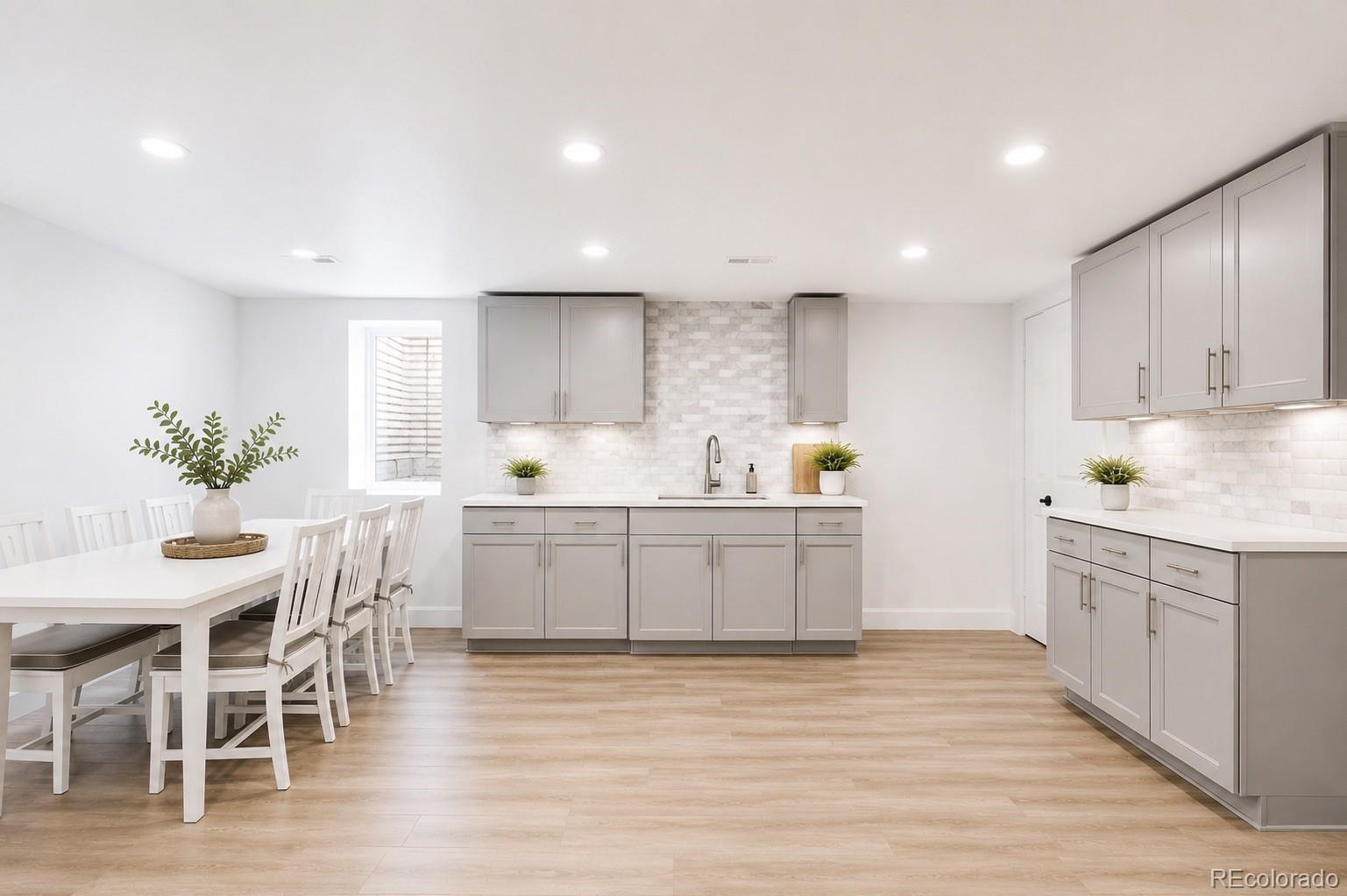 MLS Image #34 for 205 s tucson circle,aurora, Colorado