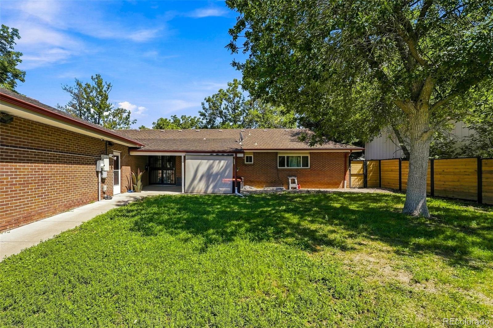 MLS Image #38 for 205 s tucson circle,aurora, Colorado