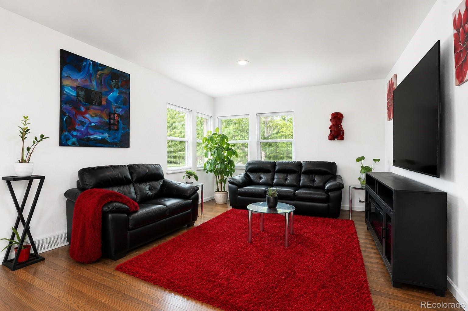 MLS Image #6 for 205 s tucson circle,aurora, Colorado