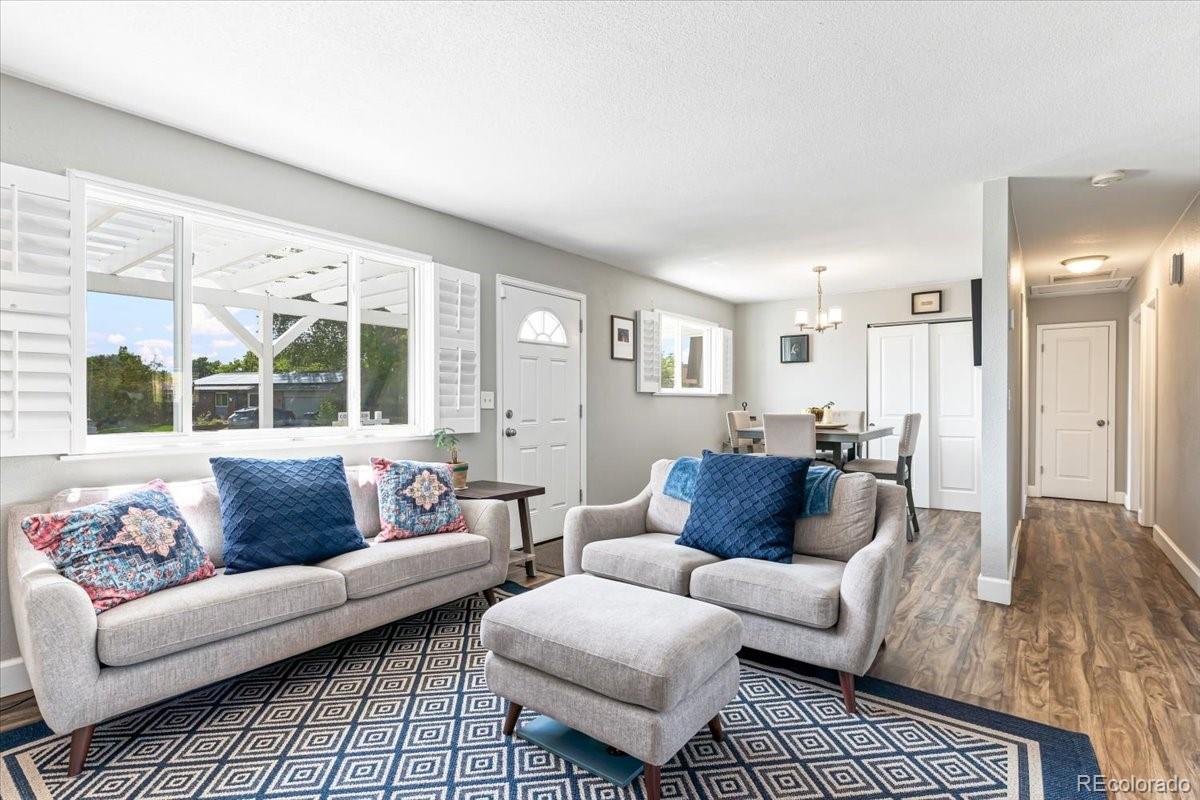 MLS Image #5 for 1522 s hooker street,denver, Colorado