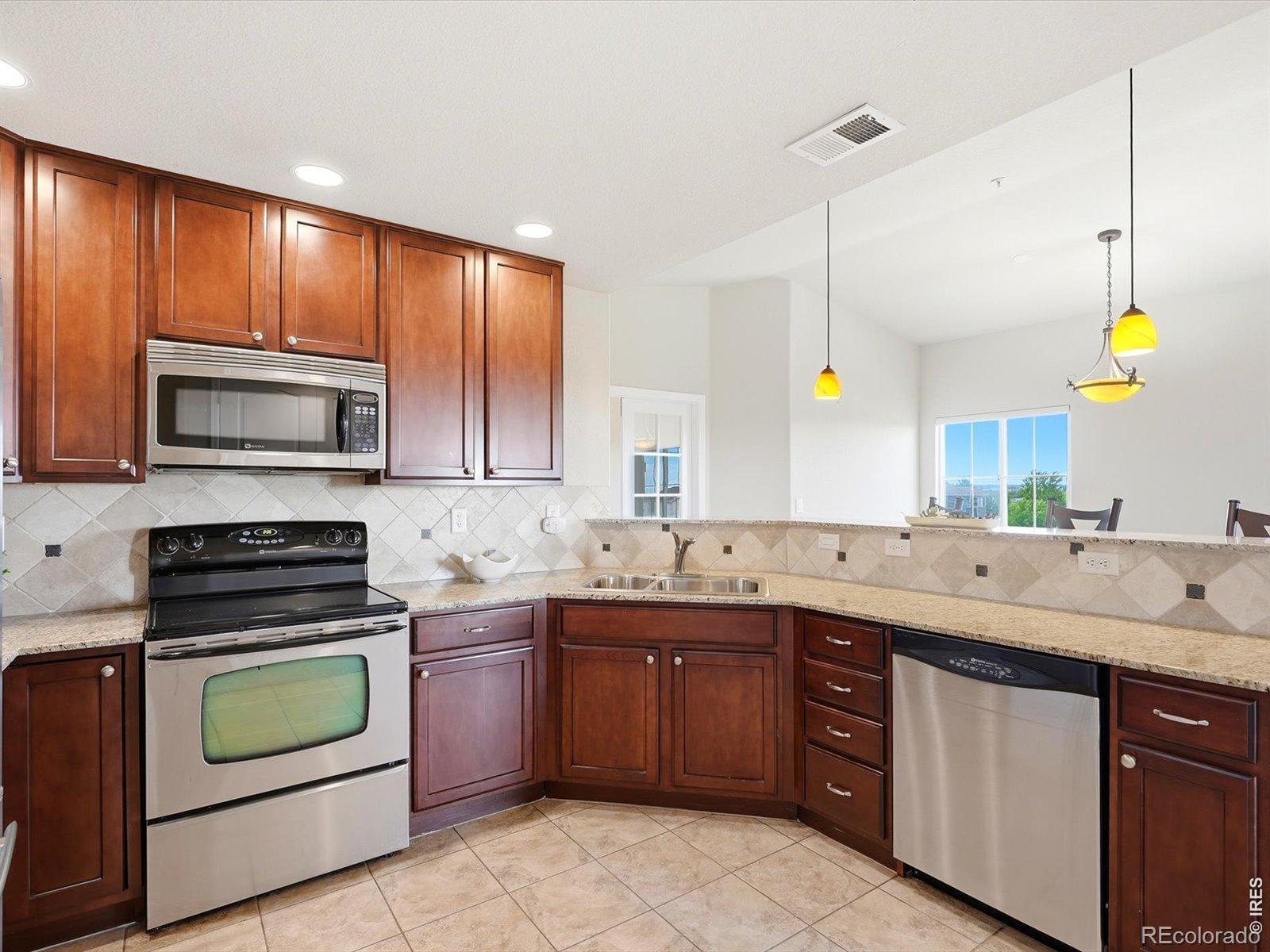MLS Image #10 for 6223  kilmer loop 201,golden, Colorado