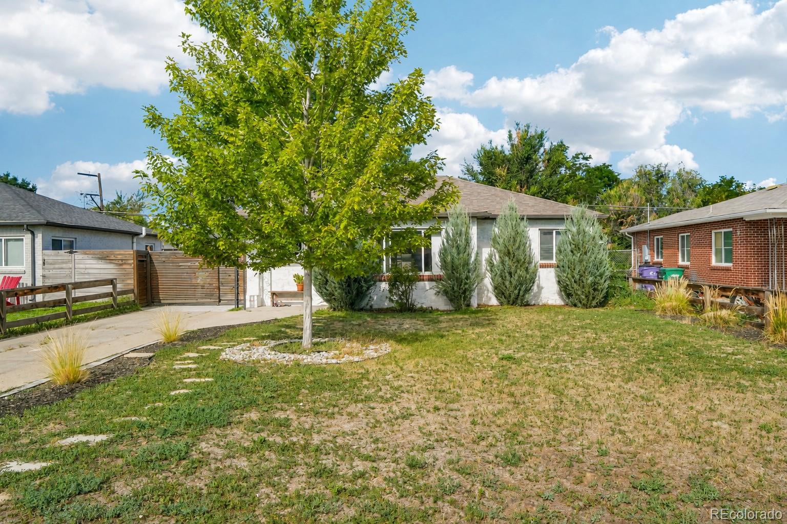 MLS Image #2 for 2323  oneida street,denver, Colorado