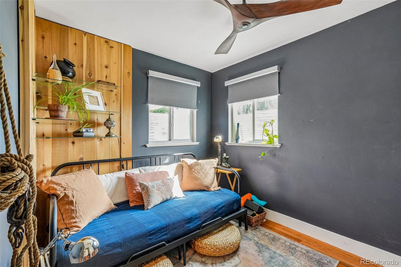 MLS Image #33 for 2323  oneida street,denver, Colorado
