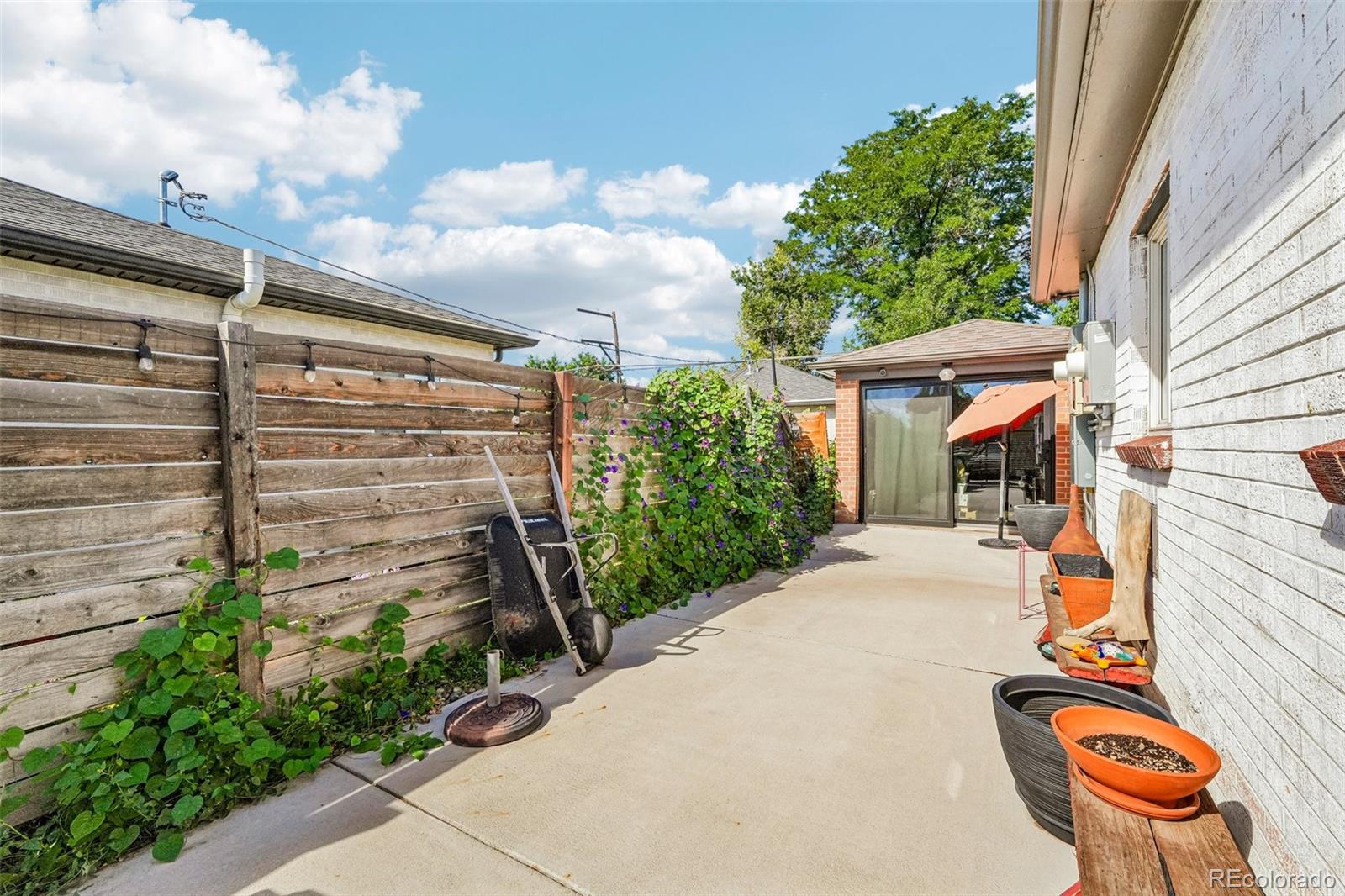MLS Image #40 for 2323  oneida street,denver, Colorado