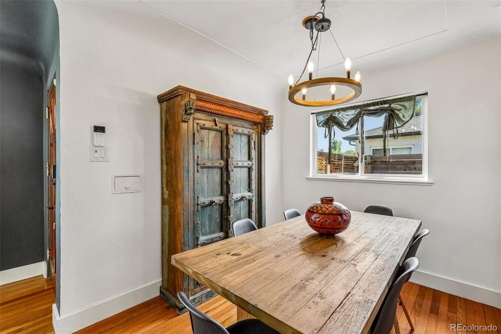 MLS Image #9 for 2323  oneida street,denver, Colorado