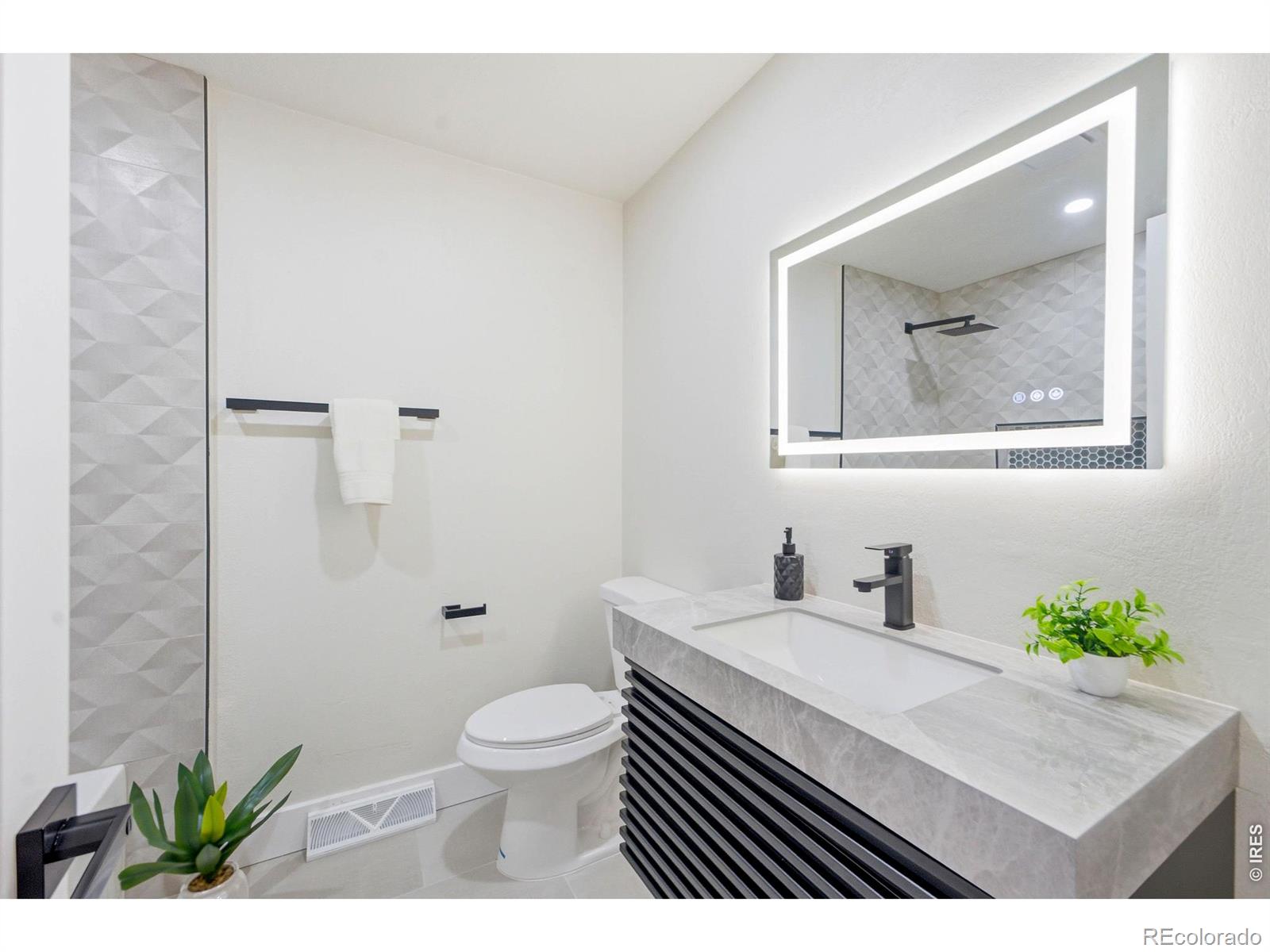 MLS Image #19 for 2126 s yarrow street,lakewood, Colorado