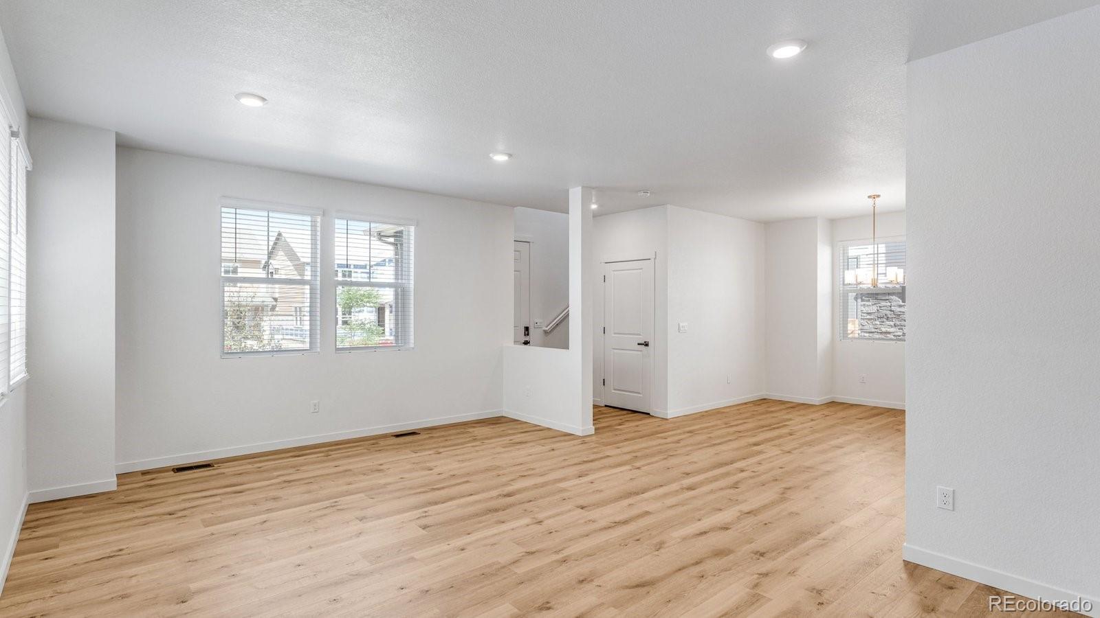 MLS Image #11 for 677 n ukraine street,aurora, Colorado