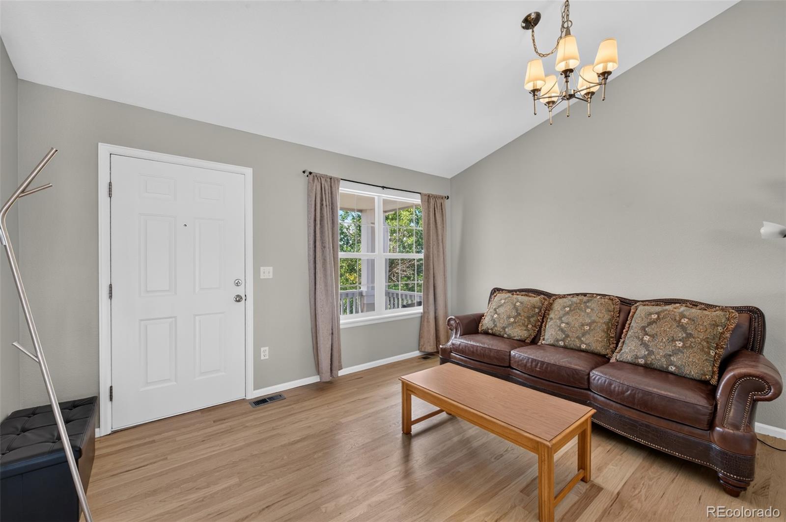 MLS Image #3 for 4084 s riviera street,aurora, Colorado